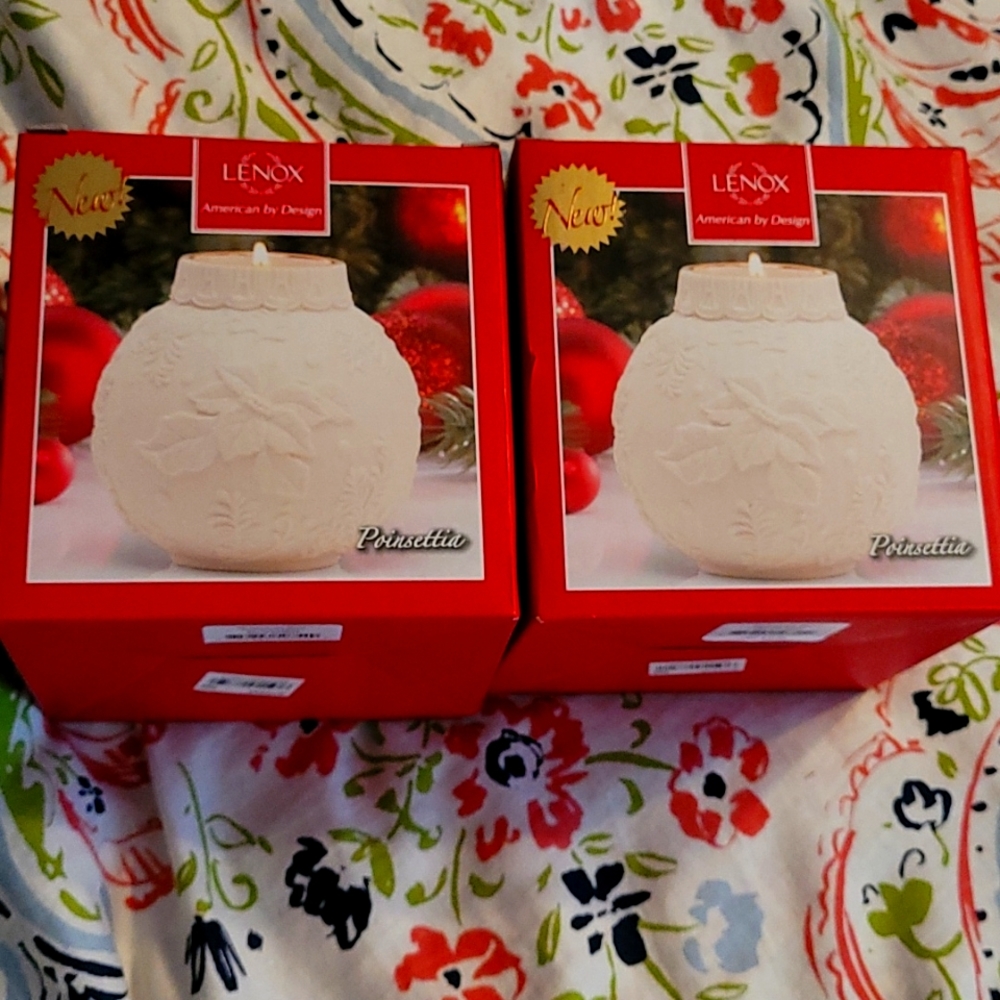 2 NEW Lenox Poinsettia 4 inch candle holders for tealight candles - incl cand
